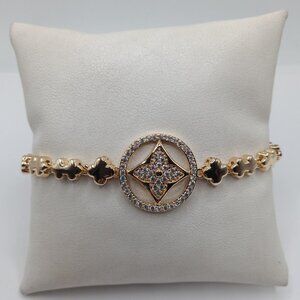 Goldplated Clover bracelet